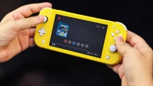 ننتندو سويتش لايت معدل مع 3000 لعبة متاحة للإضافة Nintendo Switch Lite