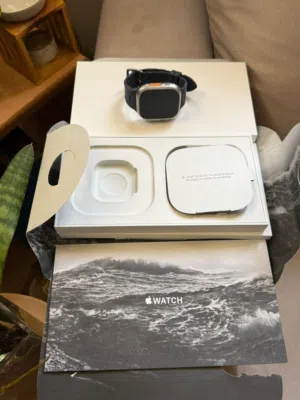 Apple Watch Ultra 2 Natural Titanium