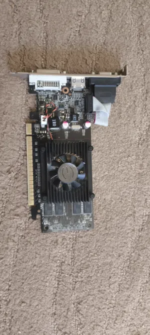 كرت شاشه من نيفيديا 1gb