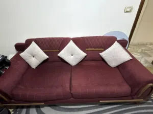 طقم كنب 7 مقاعد للبيع