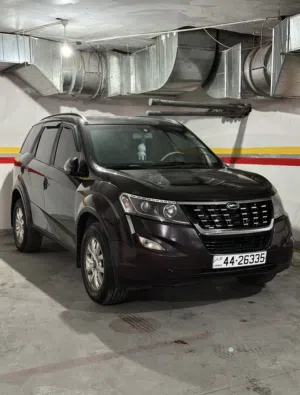 جيب ماهيندرا XUV موديل 2019 فل اوتوماتيك بحالة الوكالة مميز جدا بسعر مغري جدا