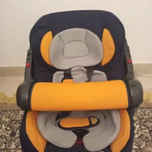 مقعد أطفال