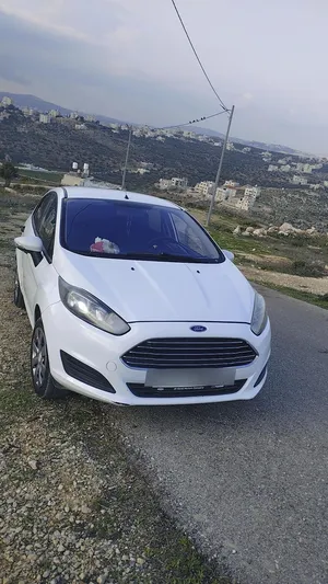 فرد-فيستا-السياره-الاوفر-تامين-وترخيص-سنه