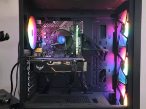 للبيعPC Gaming/استخدام قوي بحالة ممتازه