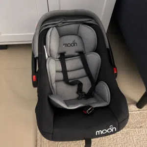كرسي اطفال للسياره carseat