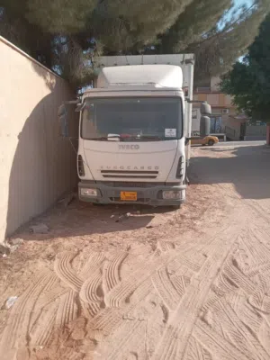 ريكاردو حافظ جلد 18/80 محرك 4 كهرباءي،