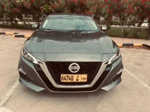 NISSAN ALTIMA SV 2022 with 1 year complete mulkhiya