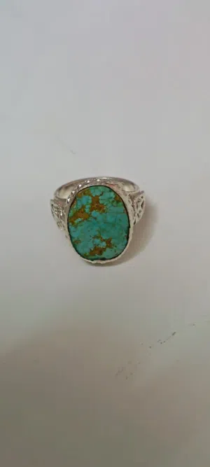 فيروز حسيني اذا كنت جاد اتواصل واذا مو جاد لا تتواصل