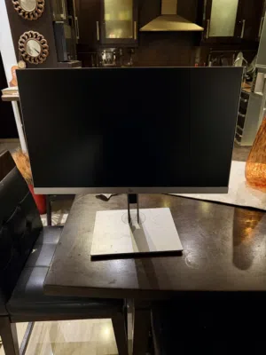 Hp monitor in a good condition