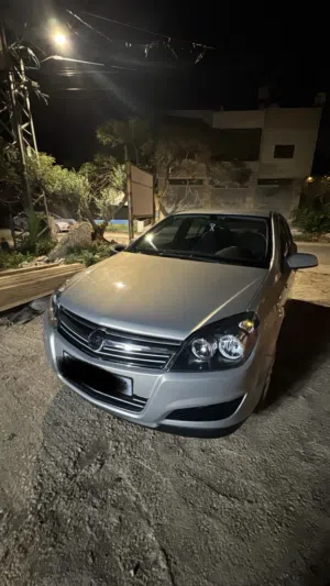 أوبل-استرا-2006-جير-عادي-مطور-1600-بدون-تيربو-للبيع-كاش-او-البدل-ع-اشي-ديزل-احدث