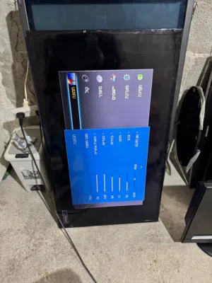 تلفزيون سامسونج 40 بوصة شغال الف