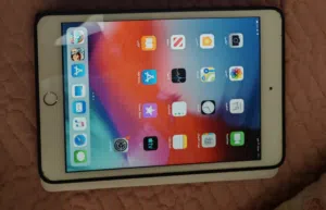 للبيع ايباد ميني 3
