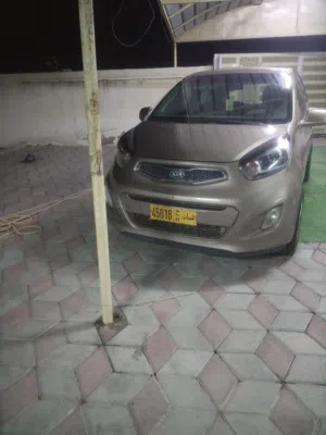 سيارة كيا بيكانتو LX موديل 2012 فضي مرخصة وتقنية حديثة للبيع