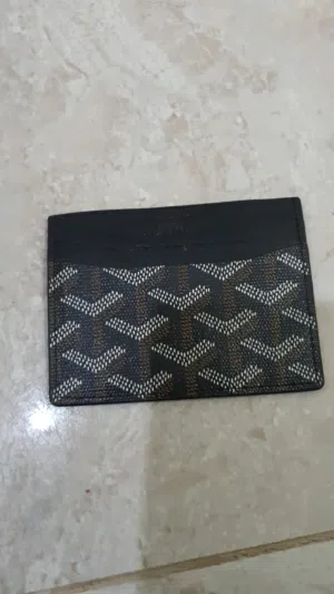 محفظة غويارد