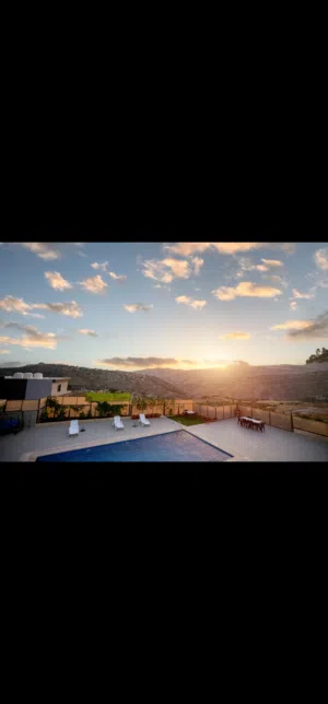 4 Bedrooms Chalet for Rent in Amman Mahes