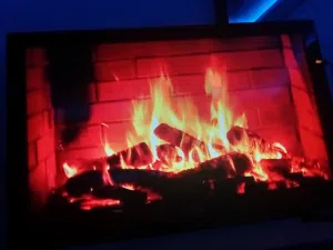 شاشه ناااار للبيع  ما بقصر للبدو يشتري