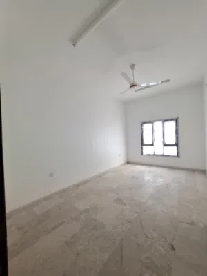 شقق سكنية (ثلاث طوابق) مرتفعات العامرات التاسعة