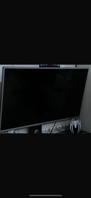 34 LG monitors for sale  in Basra