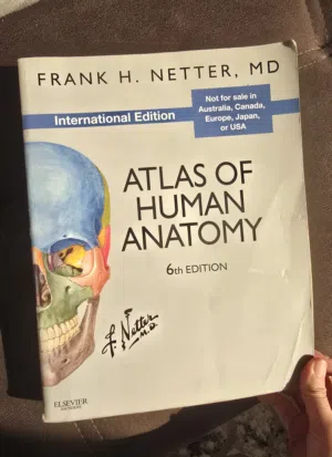 كتب طبية للبيع اغلب الكتب جديدة و في حالتها الاصلية. medical books for sale