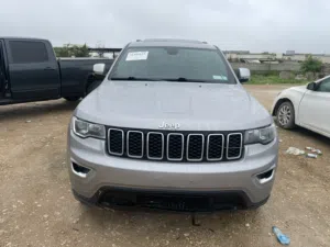 Used Jeep Grand Cherokee in Dhofar