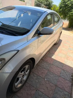 Used Hyundai Avante in Amman