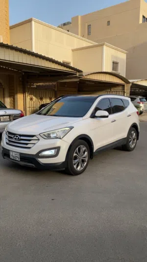 Used Hyundai Santa Fe in Farwaniya