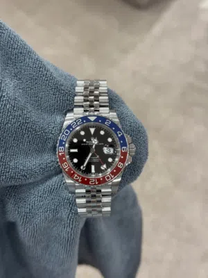 Rolex GMT-Master II “Pepsi”