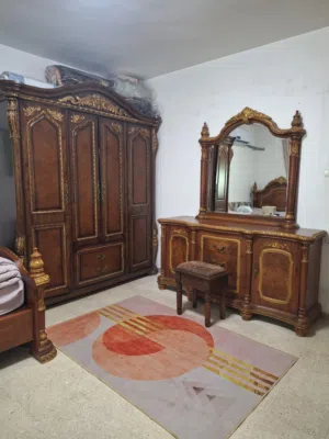 غرفة نوم فاخرة اماراتية