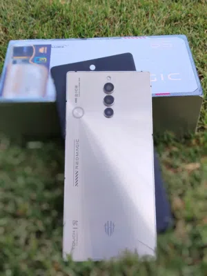 ريد ماجك 8s pro بلاتينيوم ذ512