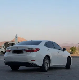 لكزس ES 350 موديل 2013