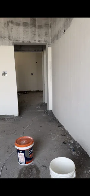 صبغ درجه اولى (كادر مع ألات حديثه كوتينه +مكينه لحف الجدران)