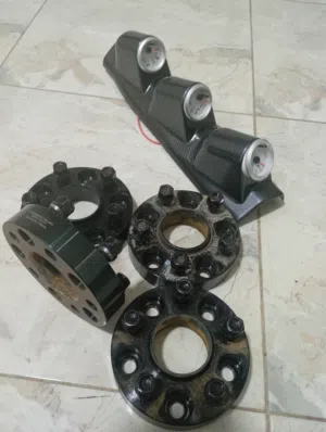 للبيع عدادات داخليه وسبيسرات قياس 30
