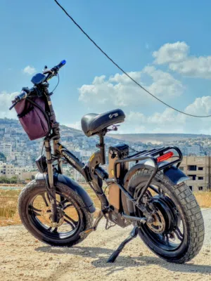 دراجة كهربائية  60 فولت 21 امبير من نوع stark apex