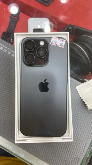 هاتف iPhone 16 pro مستعمل معه جميع اغراضه بسعر ممتاز