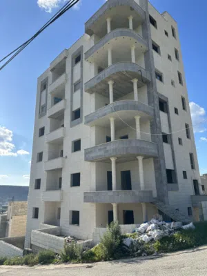 شقة أرضية عظم للبيع