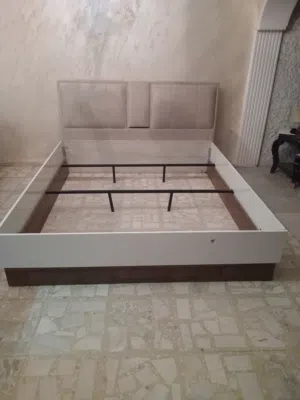 تخت مزدوج راسية تنجيد