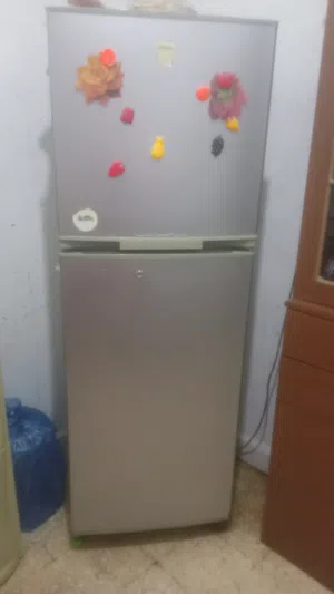 ثلاجه للبيع