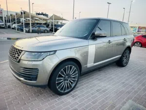 رنج روفر فوج سوبر شارج 2020 خليجي صبغ وكاله نظيفه جدا بدون حوادث