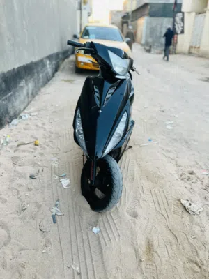 ياماها ماكس مضلع