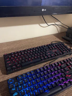 للبيع: كيبوردات جيمنج Redragon Surara K582 (بحالة ممتازة)
