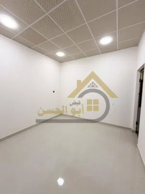 مشتمل ارضي للايجار حديث في منطقة دور النفط