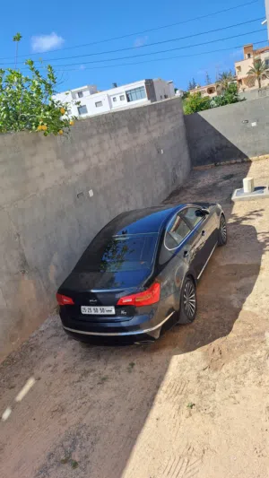 كيا كادينزا K7 محرك 35 السيارة منظمة