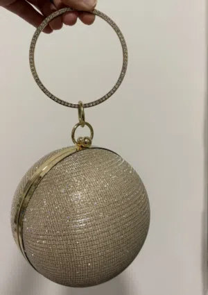 Round glittery bag with chain( removable chain)