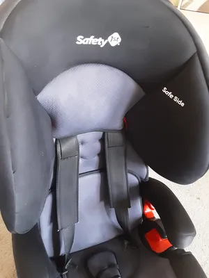 كرسي سياره  Safety first