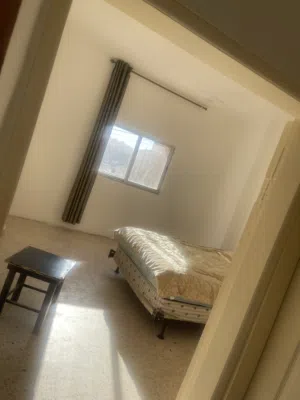 منزل للبيع طابق مخازن وشقتين