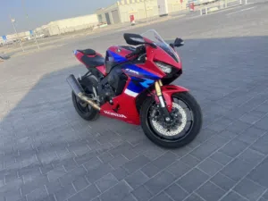 Honda. CBR1000RR