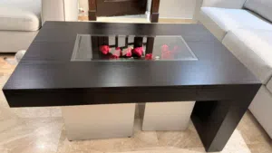 طاولة خشب زان من النص قزاز لون اسود