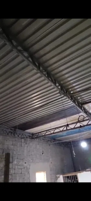 صقف زينقو وساندوش وسلاليم حديد وطوبوات حديد للبيع