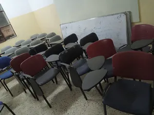 Office Furniture . Used0