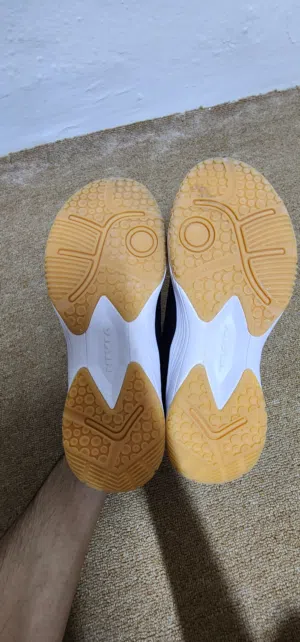 NIVIA BADMINTON SHOES